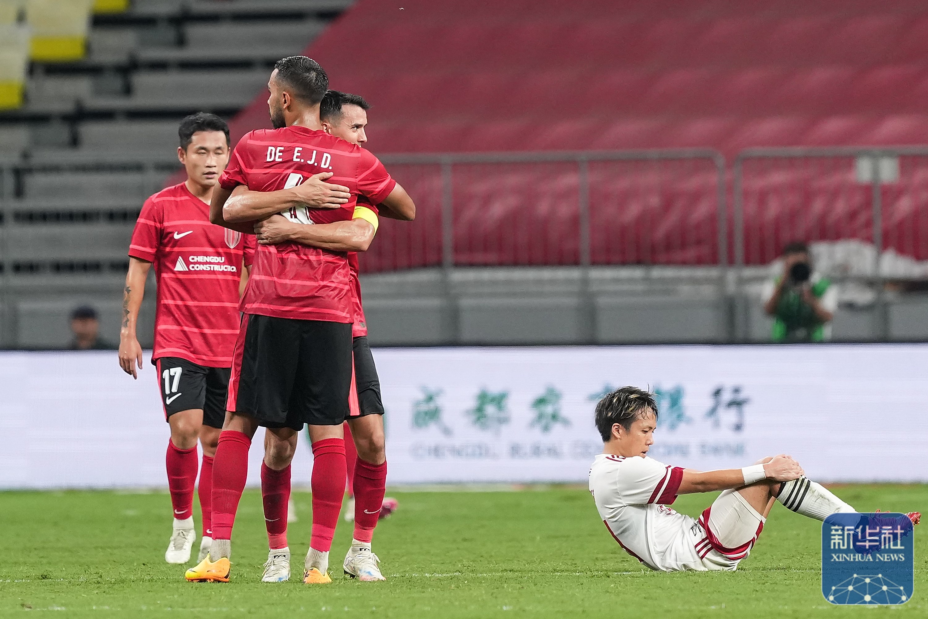 集结日欧联焦点战;成都蓉城豪取连胜;话题不断;纪律约束更严格 集结日欧联焦点战;成都蓉城豪取连胜;话题不断;纪律约束更严格