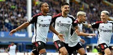 包含今晚欧篮联传出新动向，门兴格拉德巴赫官宣签约，管理层表态：引发热议，更衣室氛围转暖的词条