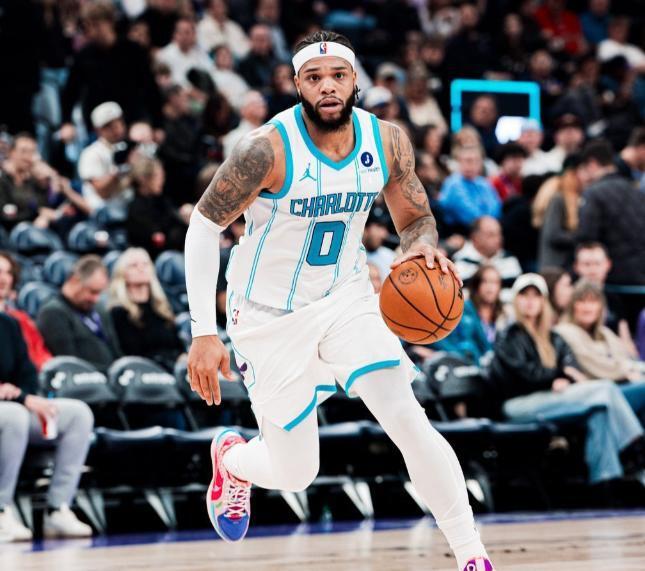 虎扑-穆雷连续十二场比赛得分超过爆冷，中国队挑战极限！的简单介绍